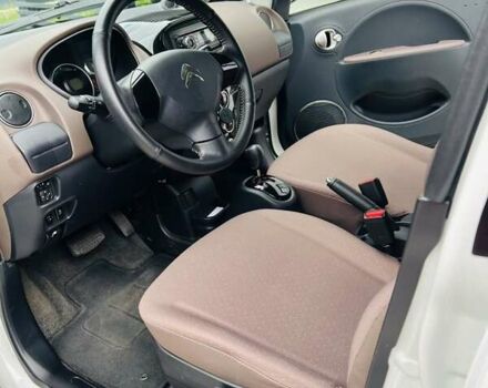 Белый Ситроен С-Зеро, объемом двигателя 0 л и пробегом 24 тыс. км за 6100 $, фото 4 на Automoto.ua