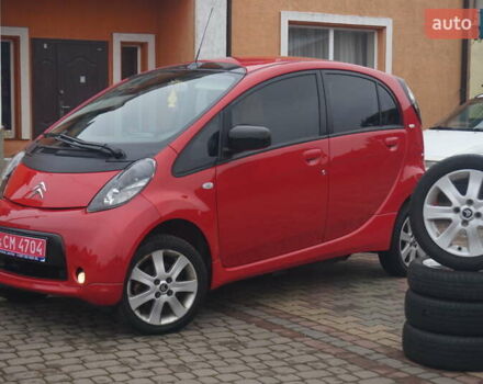 Красный Ситроен С-Зеро, объемом двигателя 0 л и пробегом 65 тыс. км за 3777 $, фото 1 на Automoto.ua