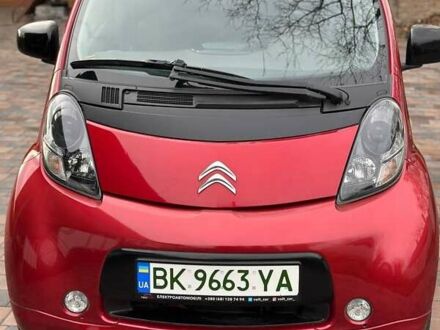 Красный Ситроен С-Зеро, объемом двигателя 0 л и пробегом 43 тыс. км за 5500 $, фото 1 на Automoto.ua