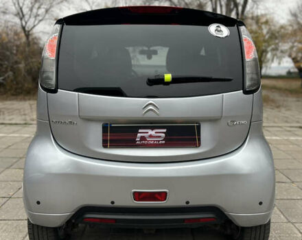 Сірий Сітроен С-Зєро, об'ємом двигуна 0 л та пробігом 114 тис. км за 4200 $, фото 7 на Automoto.ua