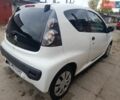 Білий Сітроен С1, об'ємом двигуна 1 л та пробігом 156 тис. км за 3500 $, фото 4 на Automoto.ua