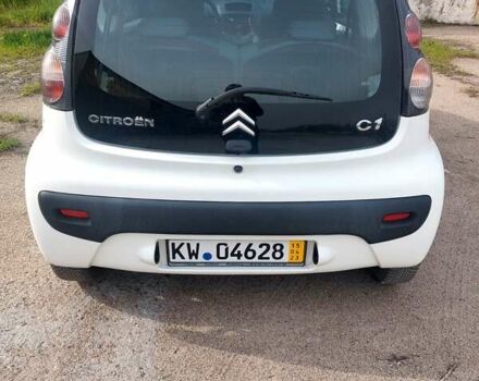 Белый Ситроен С1, объемом двигателя 1 л и пробегом 250 тыс. км за 4600 $, фото 6 на Automoto.ua