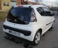 Белый Ситроен С1, объемом двигателя 1 л и пробегом 206 тыс. км за 3800 $, фото 3 на Automoto.ua