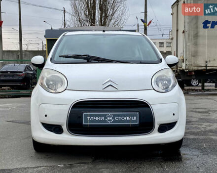 Белый Ситроен С1, объемом двигателя 1 л и пробегом 103 тыс. км за 5400 $, фото 1 на Automoto.ua