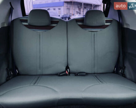 Белый Ситроен С1, объемом двигателя 1 л и пробегом 103 тыс. км за 5400 $, фото 24 на Automoto.ua