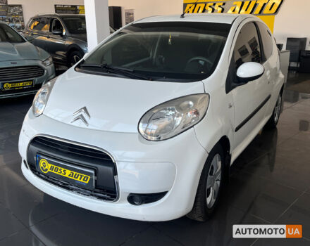 Белый Ситроен С1, объемом двигателя 1 л и пробегом 206 тыс. км за 4500 $, фото 2 на Automoto.ua