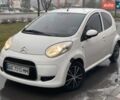 Белый Ситроен С1, объемом двигателя 1 л и пробегом 150 тыс. км за 5100 $, фото 6 на Automoto.ua