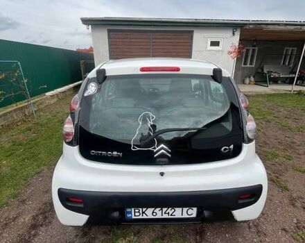 Ситроен С1 2011 в Сарнах на Automoto.ua Белый Ситроен С1, объемом двигателя 1 л и пробегом 164 тыс. км за 5900 $, фото 8 на Automoto.ua