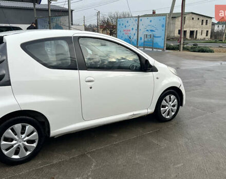 Белый Ситроен С1, объемом двигателя 1 л и пробегом 112 тыс. км за 4200 $, фото 2 на Automoto.ua