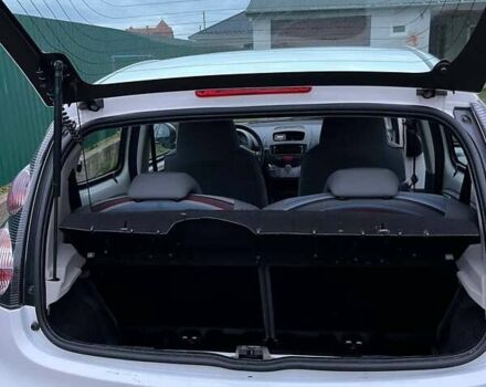 Ситроен С1 2011 в Сарнах на Automoto.ua Белый Ситроен С1, объемом двигателя 1 л и пробегом 164 тыс. км за 5900 $, фото 14 на Automoto.ua