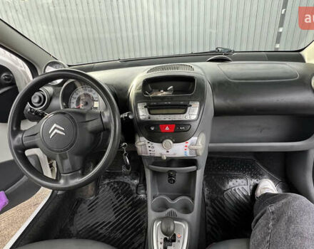 Белый Ситроен С1, объемом двигателя 1 л и пробегом 112 тыс. км за 4200 $, фото 4 на Automoto.ua