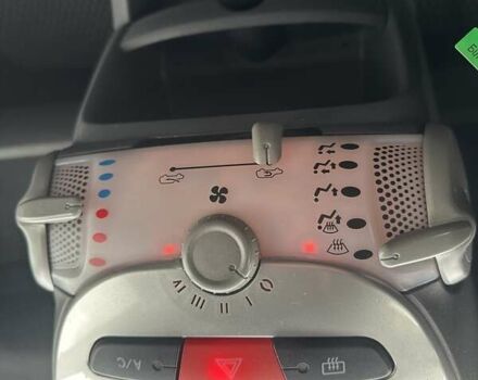 Сітроен С1 2011 у Буче на Automoto.ua Білий Сітроен С1, об'ємом двигуна 1 л та пробігом 159 тис. км за 4999 $, фото 24 на Automoto.ua