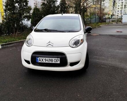 Белый Ситроен С1, объемом двигателя 1 л и пробегом 135 тыс. км за 5950 $, фото 7 на Automoto.ua