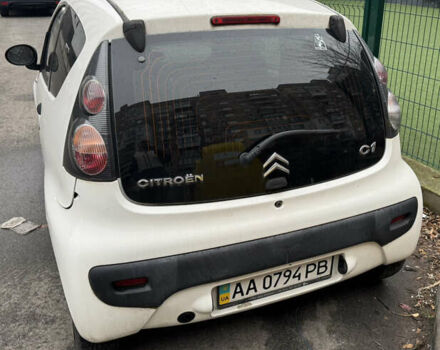 Белый Ситроен С1, объемом двигателя 1 л и пробегом 180 тыс. км за 4500 $, фото 2 на Automoto.ua