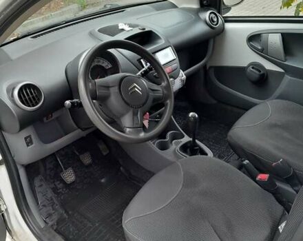 Белый Ситроен С1, объемом двигателя 1 л и пробегом 210 тыс. км за 4300 $, фото 9 на Automoto.ua