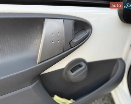 Білий Сітроен С1, об'ємом двигуна 1 л та пробігом 144 тис. км за 5200 $, фото 18 на Automoto.ua