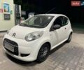 Белый Ситроен С1, объемом двигателя 1 л и пробегом 155 тыс. км за 2650 $, фото 1 на Automoto.ua