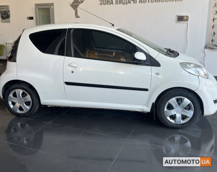 Белый Ситроен С1, объемом двигателя 1 л и пробегом 206 тыс. км за 4500 $, фото 7 на Automoto.ua