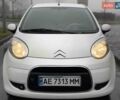 Белый Ситроен С1, объемом двигателя 1 л и пробегом 150 тыс. км за 5300 $, фото 1 на Automoto.ua