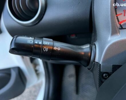 Белый Ситроен С1, объемом двигателя 1 л и пробегом 163 тыс. км за 5690 $, фото 20 на Automoto.ua