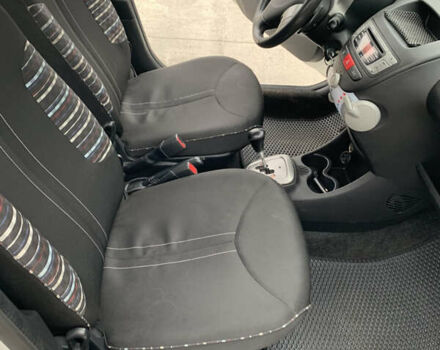 Белый Ситроен С1, объемом двигателя 1 л и пробегом 163 тыс. км за 5500 $, фото 12 на Automoto.ua