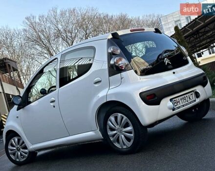 Белый Ситроен С1, объемом двигателя 1 л и пробегом 124 тыс. км за 6000 $, фото 13 на Automoto.ua