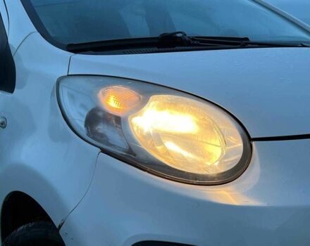 Белый Ситроен С1, объемом двигателя 1 л и пробегом 163 тыс. км за 5690 $, фото 12 на Automoto.ua