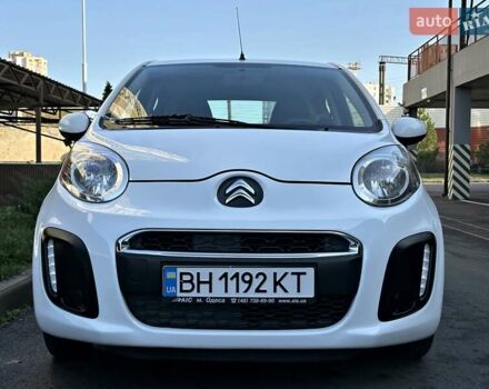 Белый Ситроен С1, объемом двигателя 1 л и пробегом 124 тыс. км за 6000 $, фото 3 на Automoto.ua