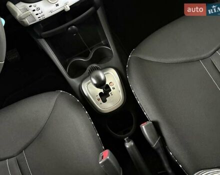 Белый Ситроен С1, объемом двигателя 1 л и пробегом 124 тыс. км за 6000 $, фото 28 на Automoto.ua