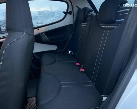 Белый Ситроен С1, объемом двигателя 1 л и пробегом 163 тыс. км за 5690 $, фото 27 на Automoto.ua