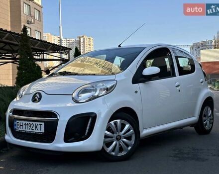Белый Ситроен С1, объемом двигателя 1 л и пробегом 124 тыс. км за 6000 $, фото 4 на Automoto.ua
