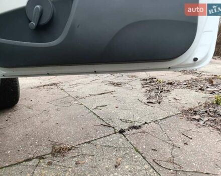 Белый Ситроен С1, объемом двигателя 1 л и пробегом 84 тыс. км за 5400 $, фото 11 на Automoto.ua