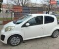 Белый Ситроен С1, объемом двигателя 1 л и пробегом 115 тыс. км за 5800 $, фото 1 на Automoto.ua