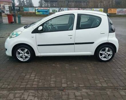 Белый Ситроен С1, объемом двигателя 1 л и пробегом 140 тыс. км за 4900 $, фото 4 на Automoto.ua