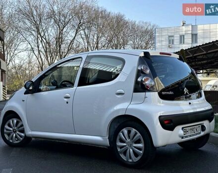 Белый Ситроен С1, объемом двигателя 1 л и пробегом 124 тыс. км за 6000 $, фото 14 на Automoto.ua
