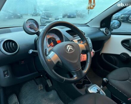 Белый Ситроен С1, объемом двигателя 1 л и пробегом 163 тыс. км за 5690 $, фото 16 на Automoto.ua