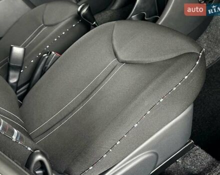 Белый Ситроен С1, объемом двигателя 1 л и пробегом 124 тыс. км за 6000 $, фото 26 на Automoto.ua