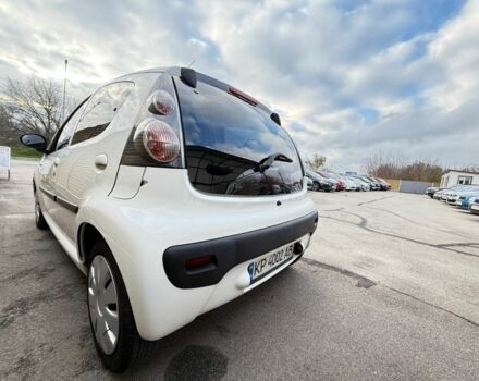 Белый Ситроен С1, объемом двигателя 1 л и пробегом 190 тыс. км за 5900 $, фото 3 на Automoto.ua