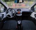 Белый Ситроен С1, объемом двигателя 1 л и пробегом 70 тыс. км за 5200 $, фото 2 на Automoto.ua