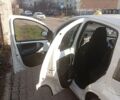 Белый Ситроен С1, объемом двигателя 1 л и пробегом 177 тыс. км за 5000 $, фото 4 на Automoto.ua