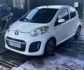 Сітроен С1 2013 у Каменке-Бугской на Automoto.ua Білий Сітроен С1, об'ємом двигуна 1 л та пробігом 175 тис. км за 5200 $, фото 3 на Automoto.ua