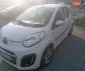 Белый Ситроен С1, объемом двигателя 1 л и пробегом 177 тыс. км за 5000 $, фото 1 на Automoto.ua