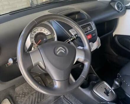 Білий Сітроен С1, об'ємом двигуна 1 л та пробігом 102 тис. км за 6999 $, фото 4 на Automoto.ua