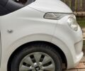Белый Ситроен С1, объемом двигателя 1.2 л и пробегом 200 тыс. км за 6000 $, фото 4 на Automoto.ua