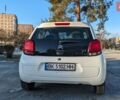 Белый Ситроен С1, объемом двигателя 1 л и пробегом 165 тыс. км за 4600 $, фото 4 на Automoto.ua