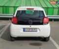 Белый Ситроен С1, объемом двигателя 1 л и пробегом 68 тыс. км за 9800 $, фото 4 на Automoto.ua