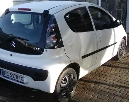 Белый Ситроен С1, объемом двигателя 1 л и пробегом 142 тыс. км за 3900 $, фото 1 на Automoto.ua