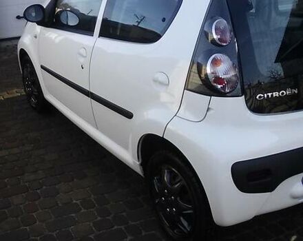 Белый Ситроен С1, объемом двигателя 1 л и пробегом 142 тыс. км за 3900 $, фото 4 на Automoto.ua