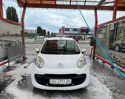 Білий Сітроен С1, об'ємом двигуна 0.99 л та пробігом 208 тис. км за 2900 $, фото 1 на Automoto.ua