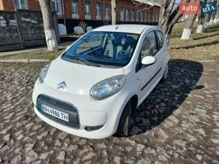 Білий Сітроен С1, об'ємом двигуна 1 л та пробігом 150 тис. км за 4600 $, фото 1 на Automoto.ua